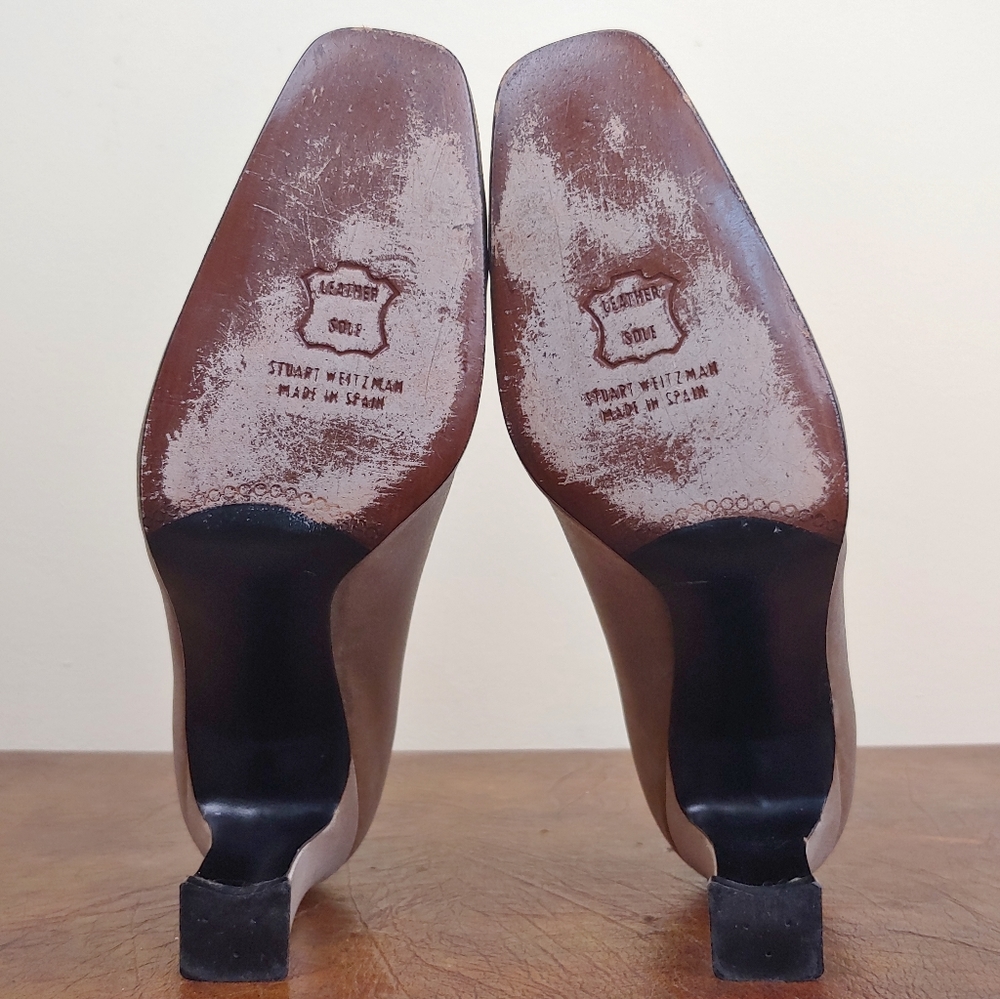 Stuart Weitzman Tan/Gold Block Toe Heels. - image 6